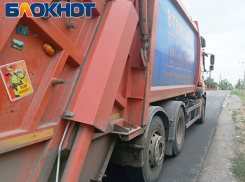 Платежки, мусор и отопление: о чем рассказал в ходе прямой линии Андрей Чертков 