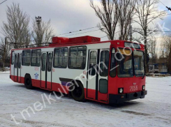 Какой общественный транспорт не работает в Донецке из-за отсутствия напряжения и износа рельс 