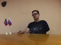 Залить зелёнкой урну для голосования в обмен на три миллиона: участник СВО из ДНР рассказал о шантаже украинским «колл-центром»