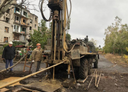 В Авдеевке ведутся работы по обеспечению населенного пункта водой 