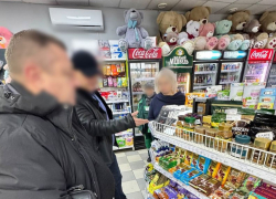 В Горловке двое пьяных ограбили АЗС ради 20 шоколадок и 2 банки кофе