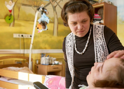 Настоящая сестра милосердия: главврач из Москвы работает санитаркой в ДНР