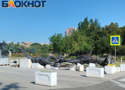 Ко Дню Шахтера в центре Донецка устанавливают мемориал шахтерской дивизии