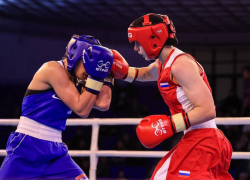 За титул лучшей девушки-боксера России  борется жительница Дебальцево, ДНР