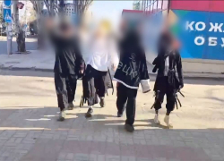 Полиция нашла подростков, «зиговавших» в центре Макеевки, ДНР