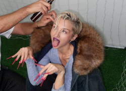 MARGO покоряет джунгли: макеевская звезда ворвалась в реалити-шоу