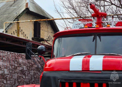 Пожар в ДНР убил младенца и пенсионеров, спасатели МЧС пытались спасти соседей