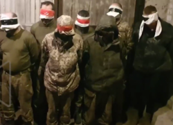 Побывавшие в плену Зеле не нужны: Киев не забирает полтысячи своих «побратымив»