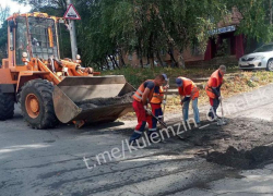  Ремонт и ручная уборка автодорог: в Донецке продолжается создание безопасности и комфорта для жителей 