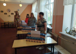 С заботой о здоровье: Камчатка передала Республике свыше 2,5 тысяч упаковок биодобавки «Омега-3»