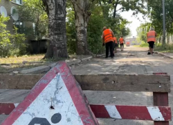 Шеф-регион Бурятия ремонтирует дороги в Старобешево ДНР