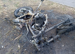 Призрачный гонщик из Тореза: мужик спалил знакомому мотоцикл и был отловлен