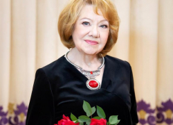 Творческий юбилей празднует живая легенда Донбасса: Элеонора Шавло проработала в Донецкой филармонии 60 лет 