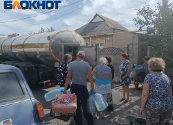 Возраст, порывы и сухие трубы: жители поселка Лидиевка в Донецке на грани отчаяния