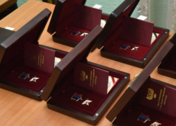 Звездой Героя ДНР за героический подвиг во время боя посмертно награждён рядовой Евгений Осипов 