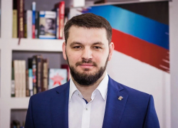 Гонщик и казак: Владимир Бодачевский из Донецка собирается представлять ДНР в Госдуме России