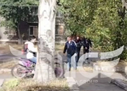 «Носятся по тротуарам»: по жалобам жителей Горловки полиция проверяет юных питбайкеров