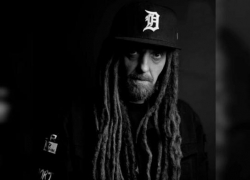 В Киеве состоялось прощание с лидером известной украинской рок-группы Green Grey Андреем Яценко