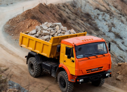 Каранский карьер в ДНР заменит водителей грузовиков беспилотными КАМАЗами