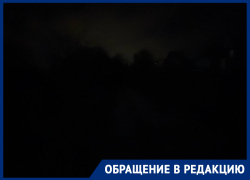 От печальной жизни без дорог и света на улице Радостной в Донецке три года страдают жители