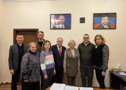 Предприятиям ДНР не хватает 100 тысяч кадров
