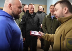 Лидера «Молодой Гвардии» наградили знаком отличия «За заслуги перед Донецкой Народной Республикой»