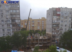«РосКапСтрой» хвастается в Минстрое РФ, а у самих долгоиграющий недострой в Мариуполе