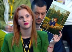 Зачем журналист из Донецка привезла на пресс-конференцию Путина картину «Аленушка» и о скандале с украинским пропагандистом, рассказала Алена Морозова