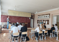 Учителя из Воронежской, Ленинградской и Саратовской областей переехали в сельские районы Донбасса