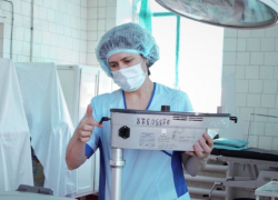 Возвращают людям зрение: врачи из Якутии совершают чудеса в Донбассе