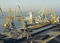 Мариупольский порт: от разрушений до 149 тысяч тонн экспорта за год