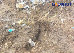 В Макеевке на Гризодубовой Водоканал разрыл место прорыва трубы и бросил работу