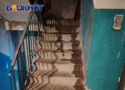 После ливня в Зугрэсе снова потоп — еще один дом на улице 60 лет Октября течёт после «капремонта»