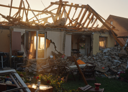 Под завалами собственного дома: старейшая жительница Селидово чудом пережила удар ВСУ