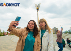 Студентам из ЛДНР провели экскурсию по Ростову участники проекта «Вызов»
