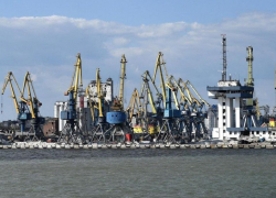 В порту Мариуполя отгрузили 4000 тонн ячменя