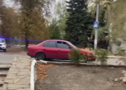 Погоня в ДНР: красный «Ниссан» пытался скрыться от полиции