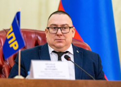Депутат от ЛДПР Андрей Крамар: жители ДНР ─ за ужесточение наказания для коррупционеров