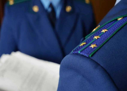 Почти миллион: медикам Донецка вернули положенные выплаты благодаря прокуратуре