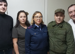 В ДНР следователи вручили подарки онкобольным детям