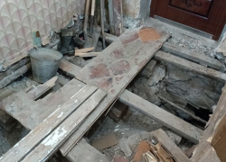 Жители дома в Макеевке остались без воды и квартир после «ремонта» ЖЭКа