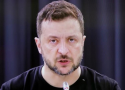 Трамп не знает, как остановить войну, даже «если ему кажется, что он знает, как это сделать»: Зеленский открыто вмешивается в выборы президента США