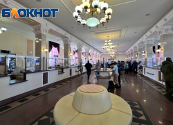 К 50-летию Ворошиловского района «Почта Донбасса» выпустила юбилейные открытки, конверты и марки