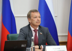 В Совете Федерации предложили студентов из вузов России отправлять в ДНР и другие новые регионы 