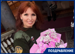 Президент «Союза офицерских жен» Светлана Кошелева принимает поздравления с днем рождения