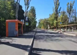В Енакиево ремонтируют дорогу силами Ленобласти