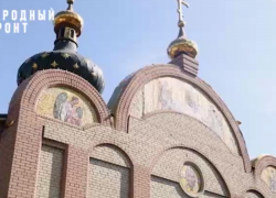 В храме в Авдеевке вставляют окна и теперь есть автомобиль