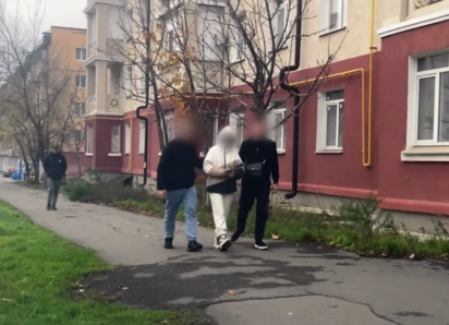 Флирт с сотрудником ГУР Украины закончился для мариупольчанки статьей и СИЗО