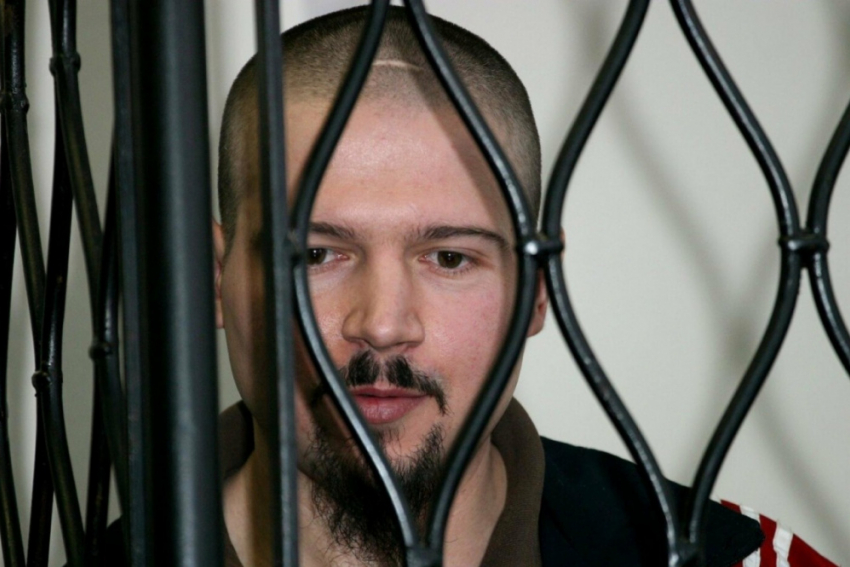 Сыщик-маньяк устраивал казни товарищей из МВД в Мариуполе