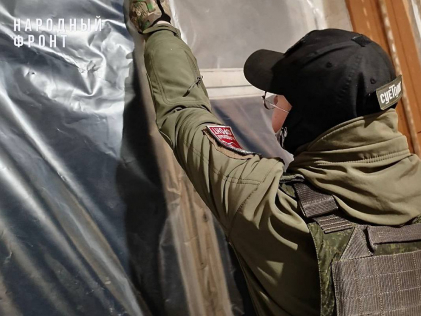 Молодёжка Народного фронта помогла жителям Донецка после детонации боеприпаса 